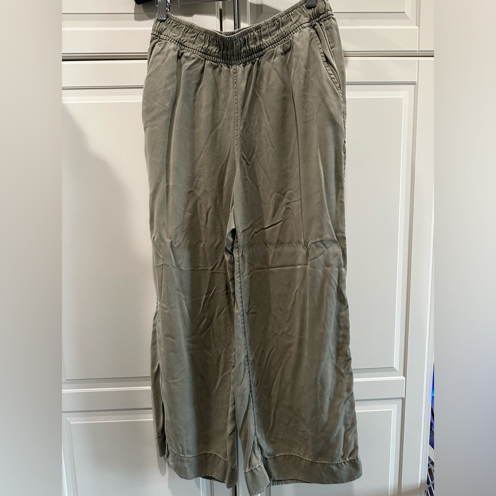 C&C California Olive Fall Pants 100% Lyocell